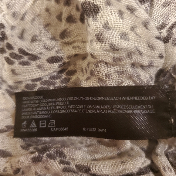 Express Infinity Scarf - Picture 5 of 5